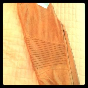 Suede feel Moto leggings with zipper -L